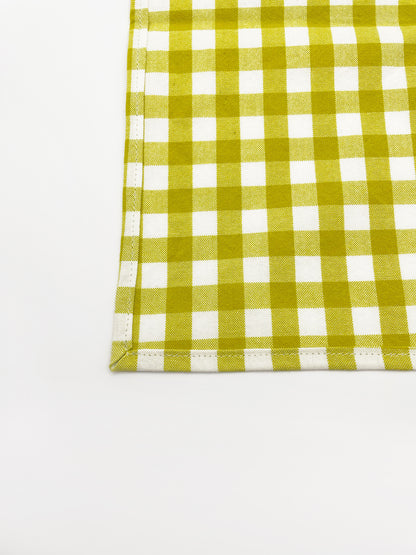 A green and white gingham plaid pocket square.