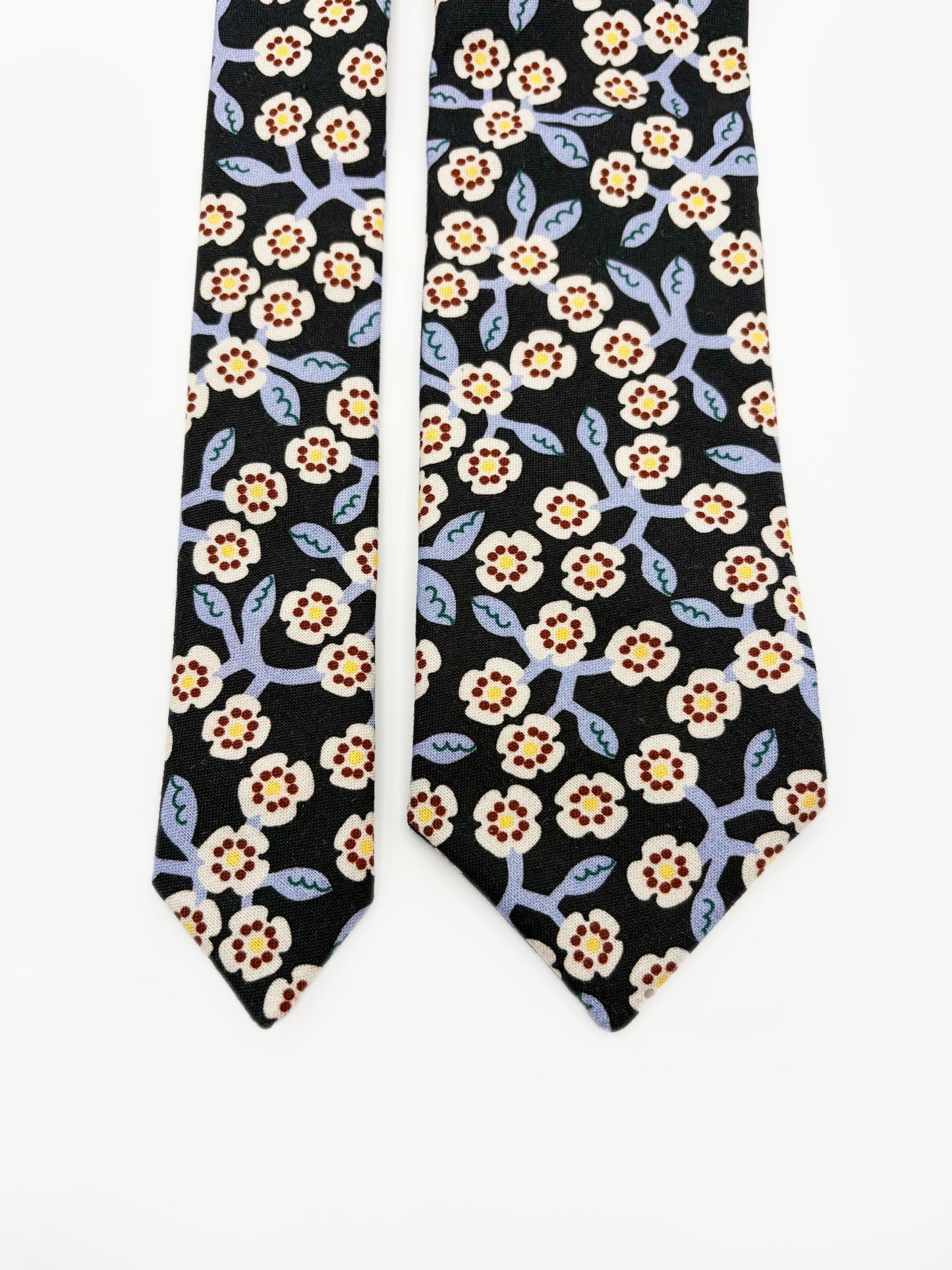 Black Briar Necktie