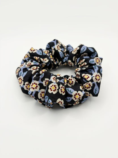 Black Briar Scrunchie